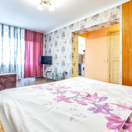 433 Lighthouse Apartments Arbat - Traveler'S Choice Alma-Ata Buitenkant foto